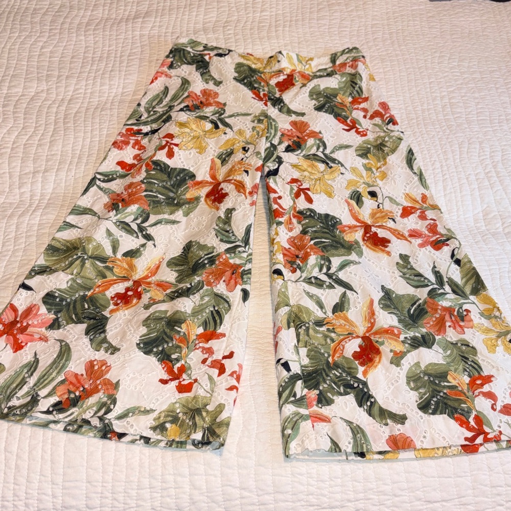 Chico's Floral Eyelet Culotte Wide Leg Pants - Picture 4 of 10